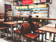 大堂-杨国福麻辣烫(龙阳广场店)