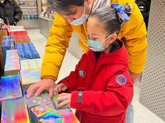 -泡泡玛特POPMART(蓝色港湾店)