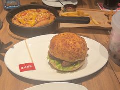 -必胜客(观海路店)