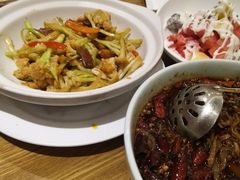 -峨嵋小镇·川菜(勒泰中心店)