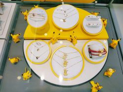 黄金吊坠-潮宏基(万象城店)