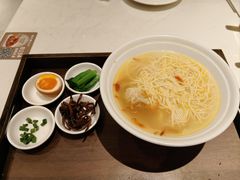 鲜虾云吞港式汤面-避风塘·老港味餐厅(虹口龙之梦店)