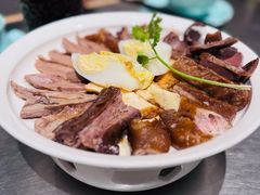 招牌卤狮头鹅七拼-潮界(虹桥新天地店)