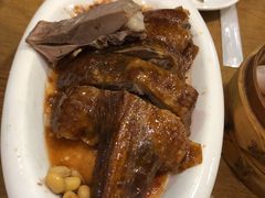 港式烧鹅-粤仔湾砂锅粥(滨湖万达店)