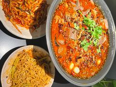 -麻六记(凤凰汇店)