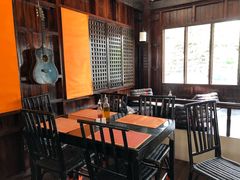 -Trattoria Altrove