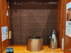 -独食火锅·半米屋台(直营总店)
