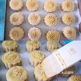 最好吃的月饼馅料当属白莲蓉蛋黄月饼莫属