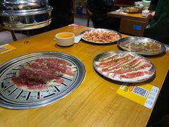 -老炉家木炭烤肉(长江国际店)