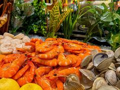 -广州万富希尔顿酒店·感趣自助餐厅·金秋蟹宴生蚝海鲜刺身