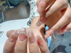 -甲·铺轻奢美甲美睫