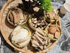 -慢丽江·云南野生菌土鸡锅(西山店)