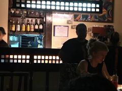 -Trattoria Altrove
