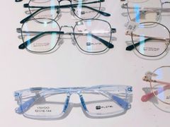 -浮光眼镜·蔡司视觉合作·数字验配中心(陆家嘴店)