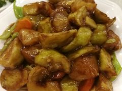 -鑫巴蜀小镇 · 水煮鱼专研店(玉桥店)