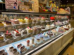 -巴黎贝甜(华堂新辰汇店)