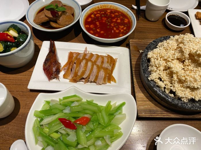 新梅华(相城天虹店)西芹百合图片