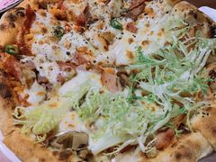 双拼披萨-盘炉forenza·云贵川融合小食堂 ( 钟楼中柳巷店)