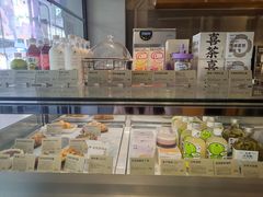 面包甜点陈列柜-喜茶(广州北京路惠福东店)