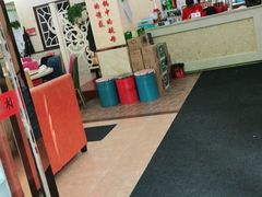 -休记光头香辣蟹干锅(绵竹店)