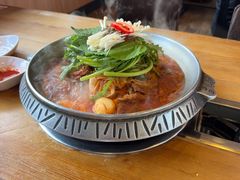 -喇喇排骨火锅·传统韩式脊骨汤(望京西园总店)