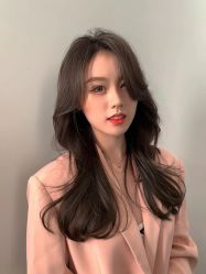 -诗悦发型烫染SALON