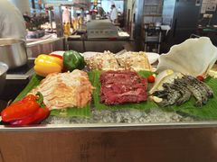-圣丰索菲特·2 On 988 Café 自助餐厅