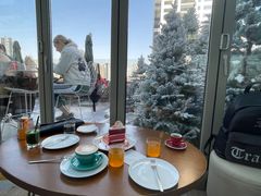 靠窗位-城市露台景观餐厅(淮海路店)