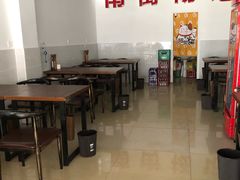 大堂-南街杨记·麻辣烫