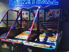 -世代星球·保龄球·镭战真人CS·团建(杨浦店)