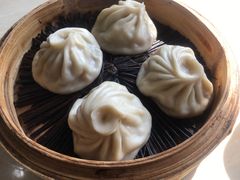 -老西白点心店