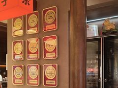 -阿瓦山寨·湘菜现炒·剁椒鱼头王(咸阳总店)