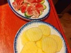 -爱你您·自家鱼塘·活水喷泉鱼火锅(八里店)