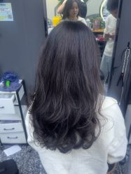 -藤野造型专业烫染接发