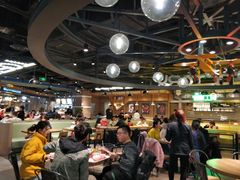 大堂-食通天美食广场(华润万象城店)