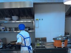 -李与白包子铺(桐梓林店)