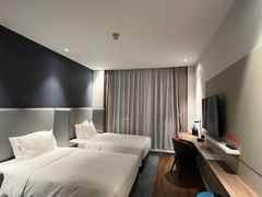 -珠海拱北口岸智选假日酒店