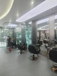 -MOVAN  HAIR莫凡匠人发型屋