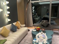 -深圳国际会展中心希尔顿酒店(前海华发冰雪世界店)