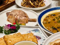 -梅利汴京烤鸭•开封豫菜地标店(东大街店)