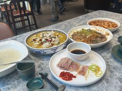 -聚丰园•湖鲜餐厅(阿红私房菜梅石路店)