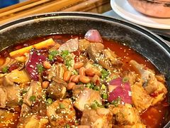 干锅腊排骨-88号小吃店·经典云南菜·地道纳西美食