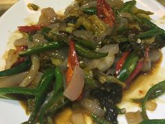 -汉水缘鲜鱼庄(黄雁村店)