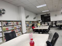 -荔湾区图书馆(周门馆)