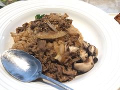 -必胜客(武汉欢乐谷店)