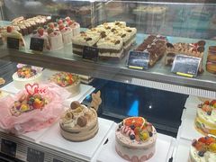 -Dough&Joe团憩(瑞虹天地月亮湾店)