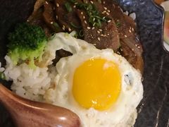 -烈士陵园(地铁站)