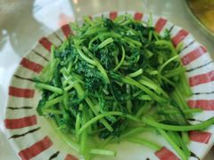 -天天向上素食餐厅(五台山店)
