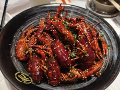 -肥肥虾庄·金牌油焖大虾(首义路店)