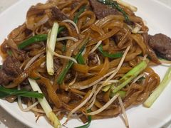 -香港新发烧腊茶餐厅(水围店)